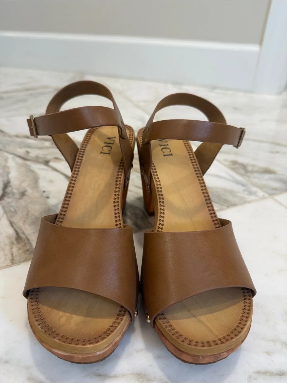 Vici stylish brown
